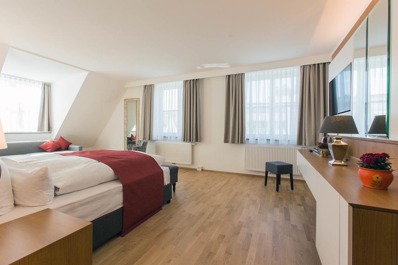 Hotel Am Schrannenplatz Memmingen Luaran gambar