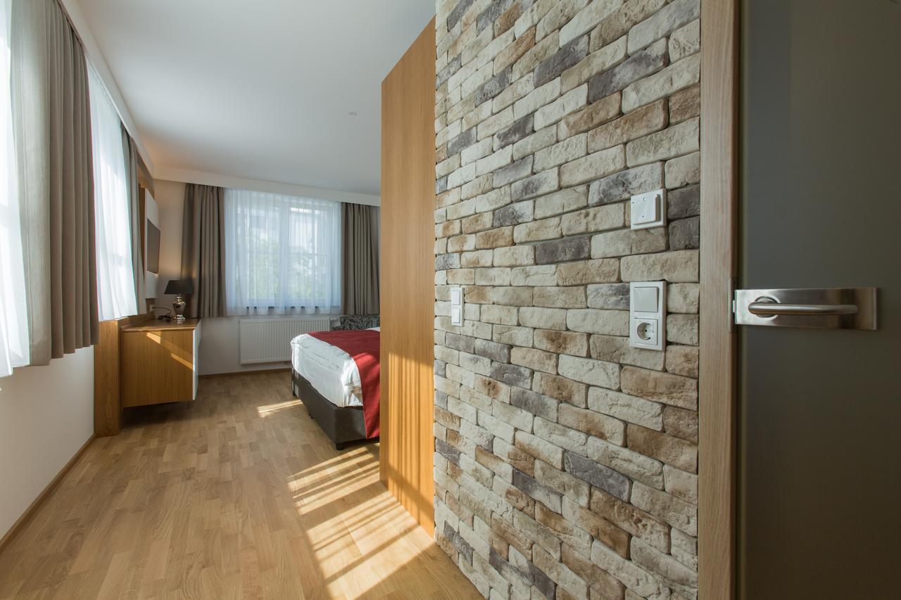 Hotel Am Schrannenplatz Memmingen Luaran gambar